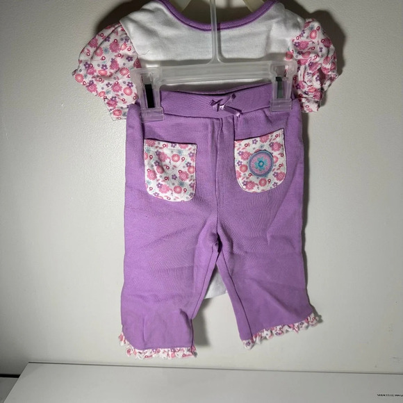 NWOT Disney Marie  simply irresistible 2 piece set - Picture 4 of 9